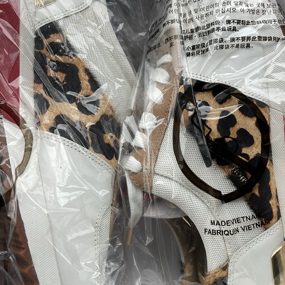 Michael Kors Women’s’ Sneakers - Picture 14 of 15